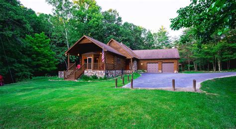 Pet Friendly Cabins in West Virginia | Scenic 78 Acre Vacation Lodge