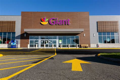 Giant Food replaces Springfield Plaza store with larger one - WTOP News