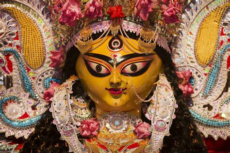 Photo Feature: 25 Pictures of Durga Puja in Kolkata