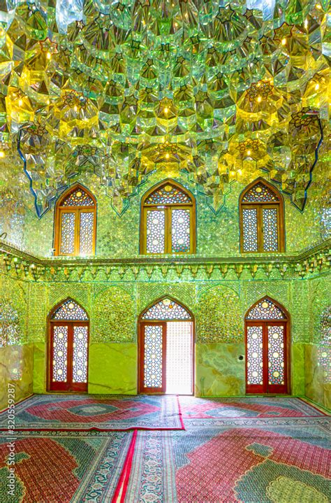 Interior of Shah-e-Cheragh complex Shrine and mausoleum (mosque) Stock ...