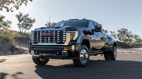 GMC Sierra 3500 HD Denali Crew Cab 2024 Wallpaper - HD Car Wallpapers ...