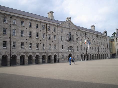 COLLINS BARRACKS MUSEUM DUBLIN | Collin's Barracks is a form… | Flickr