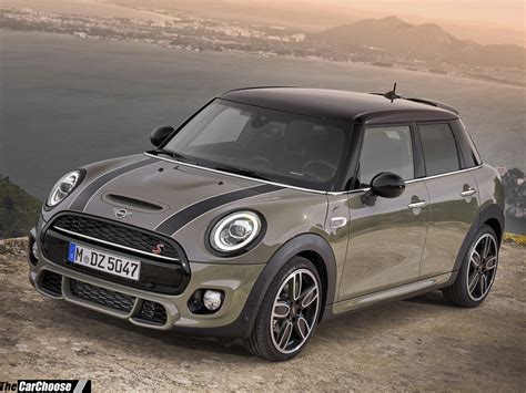 Car Details: Mini Cooper S 5-door 2019 Overview