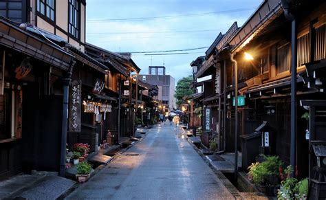 Traditional Japanese town in Takayama | VISIT GIFU – JAPAN Official ...