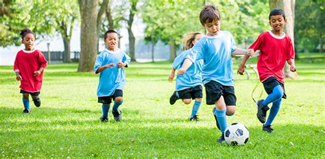 Five Reasons Kids Should Play Sports Outside - My Backyard Sports