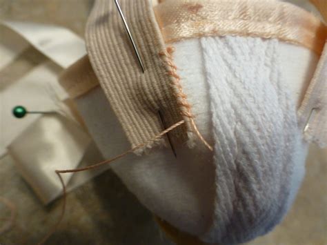 How to Sew Pointe Shoes, Step-by-Step – Dance Insight