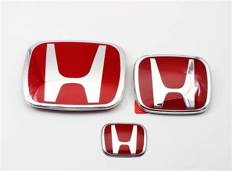 Thiết kế độc đáo với logo honda đỏ ca ngợi tính năng nổi bật của sản phẩm