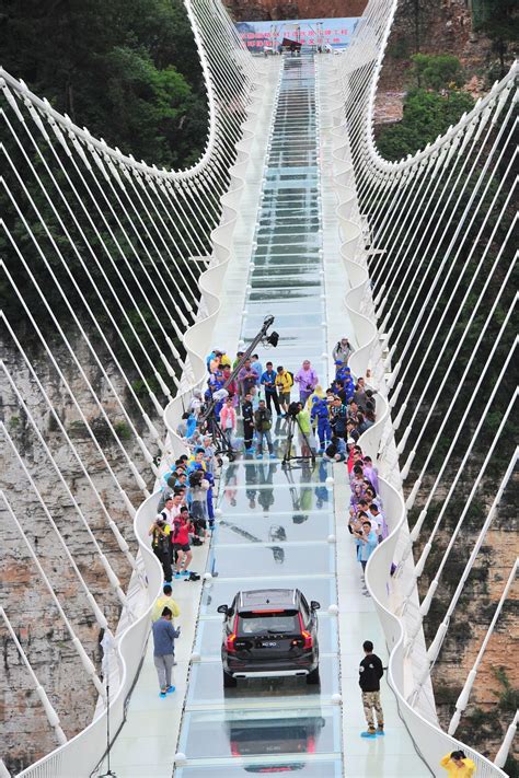 China's Longest Glass Bridge Is Virtually Unbreakable - INFORMATION NIGERIA