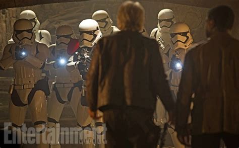 Check Out These Star Wars 7 Deleted Scene Images and Descriptions ...