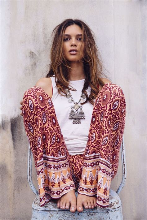 25 Ways to Dress Like a Hippie | Boho style outfits, Boho outfits, Boho ...