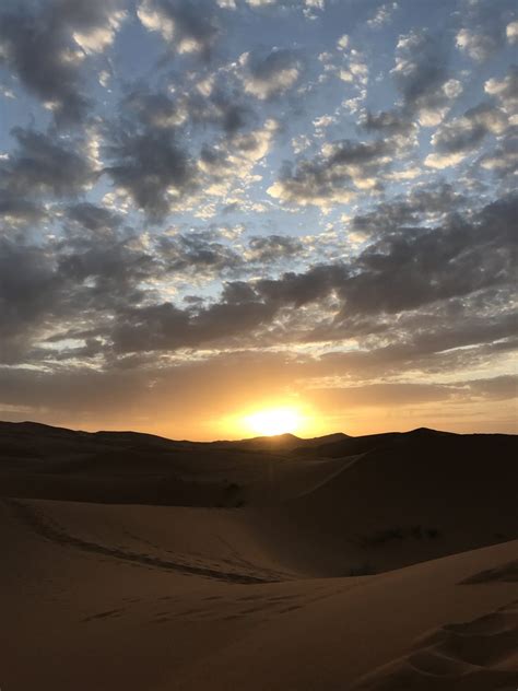 Camping-Sahara-Desert-Morocco-Sunrise • YeahThatsKosher