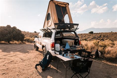 Overland trucks offer off-the-grid camping in the American west - Curbed