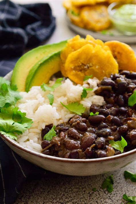 Cuban Black Beans and Rice | Recipe | Bean recipes, Vegetarian vegan ...