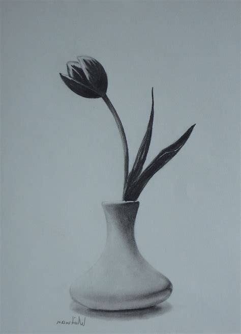 Flower Vase Drawing, Flower Sketch Pencil, Pencil Drawings Of Flowers ...