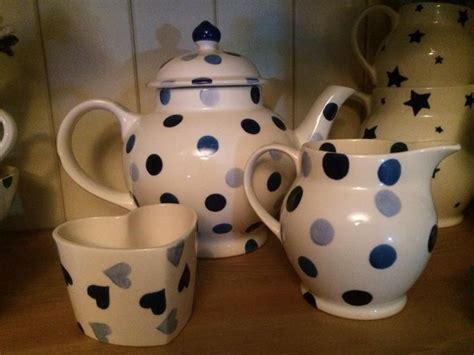 Emma Bridgewater Blue Polka Dot Four Cup Teapot and 0.5 Pint Jug | Emma ...