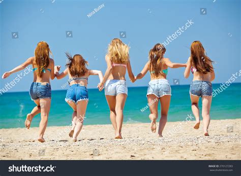 Summer Vacation Holiday Happy People Concept Stock Photo 270127283 ...