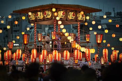 19 Vibrant Festivals In Japan Throughout The Year - QUESTION JAPAN