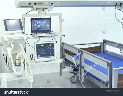 Hospital Room Modern Medical Equipment Stock Photo 774258592 | Shutterstock