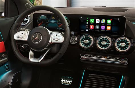 2022 Mercedes-Benz GLA Interior | Dimensions | Features | %di_name%%