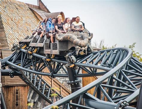 Phantasialand on Instagram: “Perfect timing - wenn Taron zwischen all ...