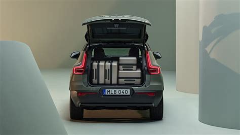 Discontinued Volvo XC40 Recharge Price - Images, Colors & Reviews - CarWale