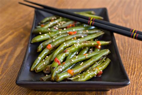 The Hungry Lovers: Spicy Szechuan Green Beans