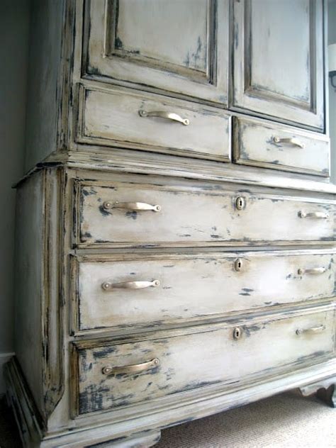 Distressing Furniture: How To, DIY, Painting, DIY Chalk Paint, DIY ...