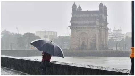 Monsoon In Mumbai:मुंबई में मानसून ने दी दस्तक, गर्मी से बेहाल लोगों के ...