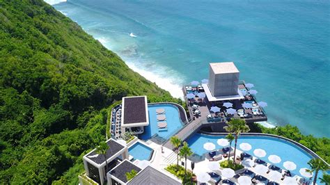 The Best Beach Clubs In Bali • Elite Havens MAGAZINE