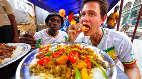 Street Food in Senegal!! ULTIMATE SENEGALESE FOOD TOUR in Dakar | West ...