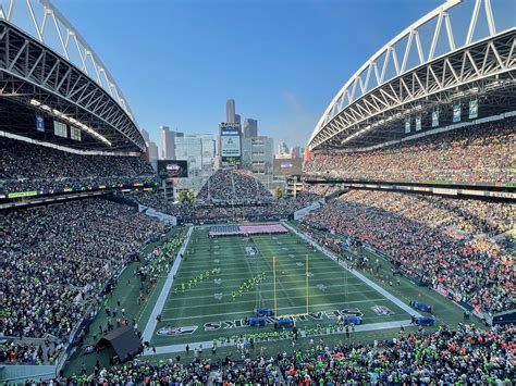 Drone over stadium disrupts Seahawks game in Seattle, a day after same ...