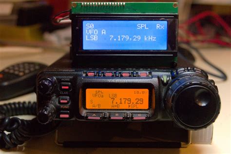 YAESU FT-857D parameters display with an Arduino - F6CZV