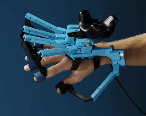 SenseGlove's Haptic Gloves - Touching the World in VR - Digital Bodies