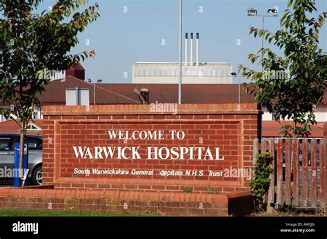 Warwick hospital nhs hi-res stock photography and images - Alamy