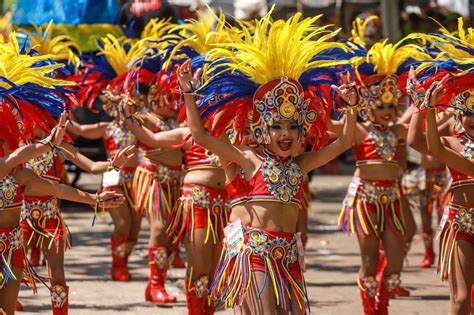 How fame impacts Barranquilla's carnival kids