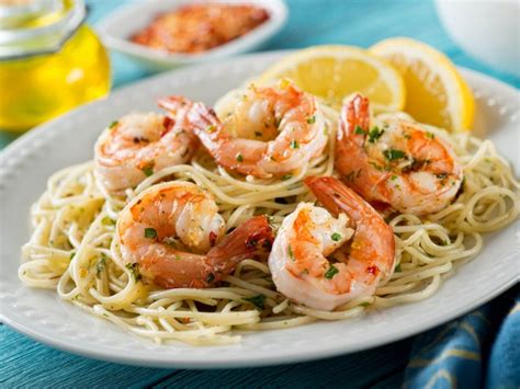 Copycat Red Lobster's Shrimp Scampi Recipe | CDKitchen.com