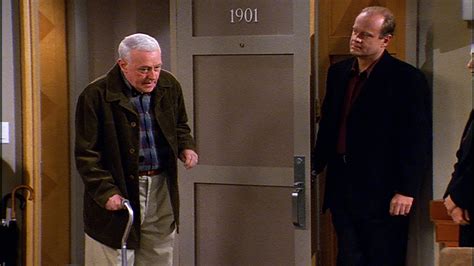 Watch Frasier Season 7 Episode 9: The Apparent Trap - Full show on CBS ...