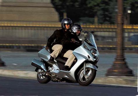 HONDA SILVER WING 600 (2001-on) Review, Specs & Prices | MCN