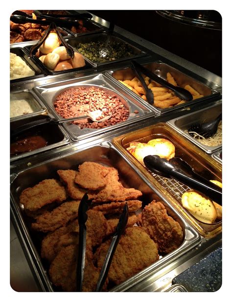 Ryan's Buffet: Country Love | Snaxtime