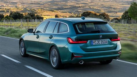 2020 BMW 3-Series Sports Wagon revealed