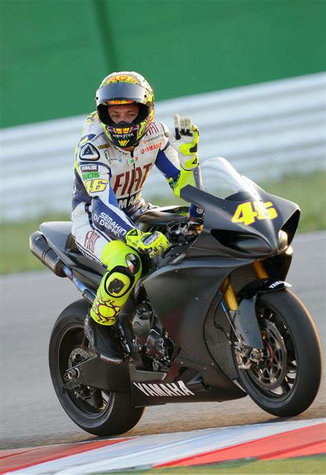 Valentino Rossi set to test new 230hp Yamaha R1 | Visordown