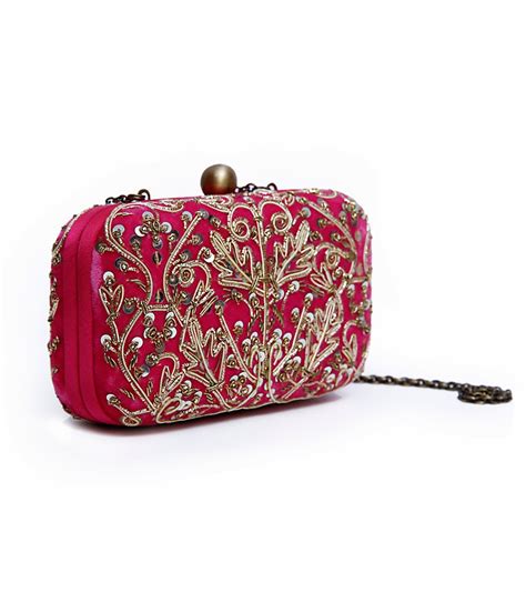 Karieshma-Sarnaa Designer Clutches Designs 2014-2015 | Clutches in ...