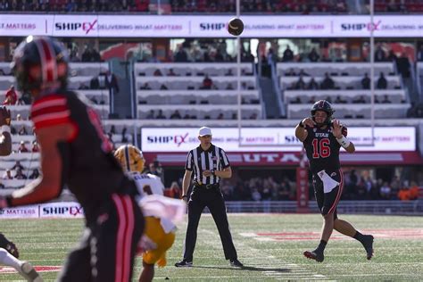 WATCH: Utah QB Bryson Barnes' weekly media session