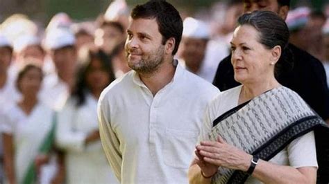 Sonia Gandhi, Rahul Gandhi meet newly-elected Cong MPs