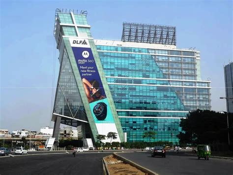 Building Facade in DLF Cyber City,Gurgaon at Building 9B Cyber Ci|10xmt