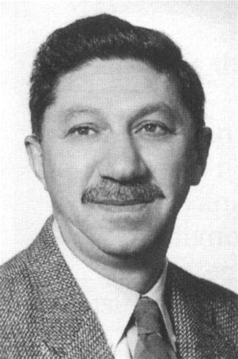 Abraham Maslow Biography - Life of American Psychologist