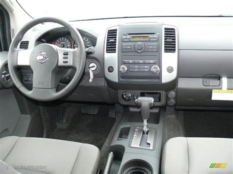 Gray Interior 2011 Nissan Xterra S 4x4 Photo #48439122 | GTCarLot.com