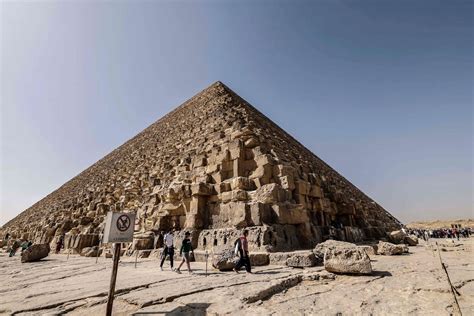 Egypt unveils hidden tunnel inside Great Pyramid of Giza - ABC News