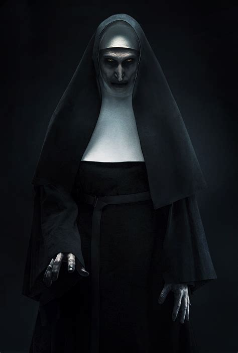 'The Nun' Creeps In From the Shadows In Official Image Teaser for ...