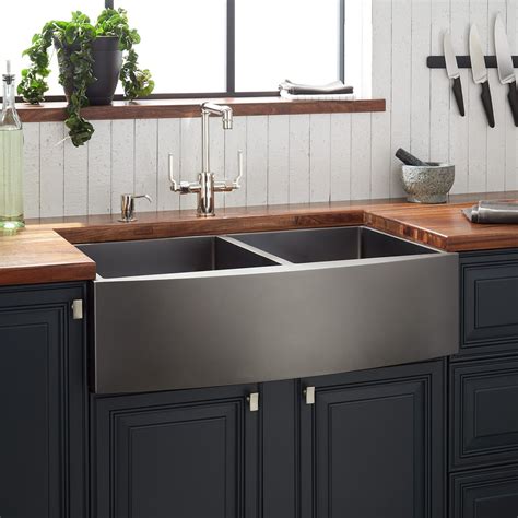 stainless-steel-farmhouse-sink | My Decorative